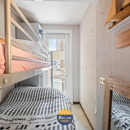 Apartamento Modern 2-bedroom Near & Center T138